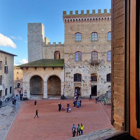 Sangi Studio Apartment - With Amazing View Of The Duomo San Gimignano Exteriér fotografie